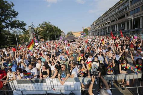 Incontri Gay Reggio emilia, Uomo Cerca Uomo Gay in Reggio。